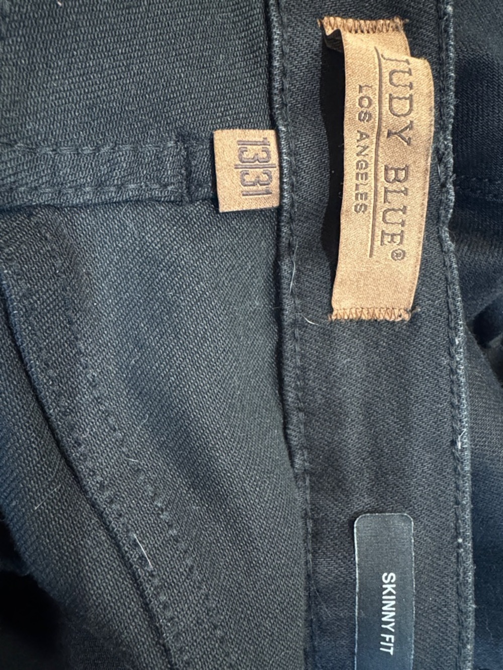 Judy Blue Women's Black Skinny Jeans #333 - Picture 3 of 3